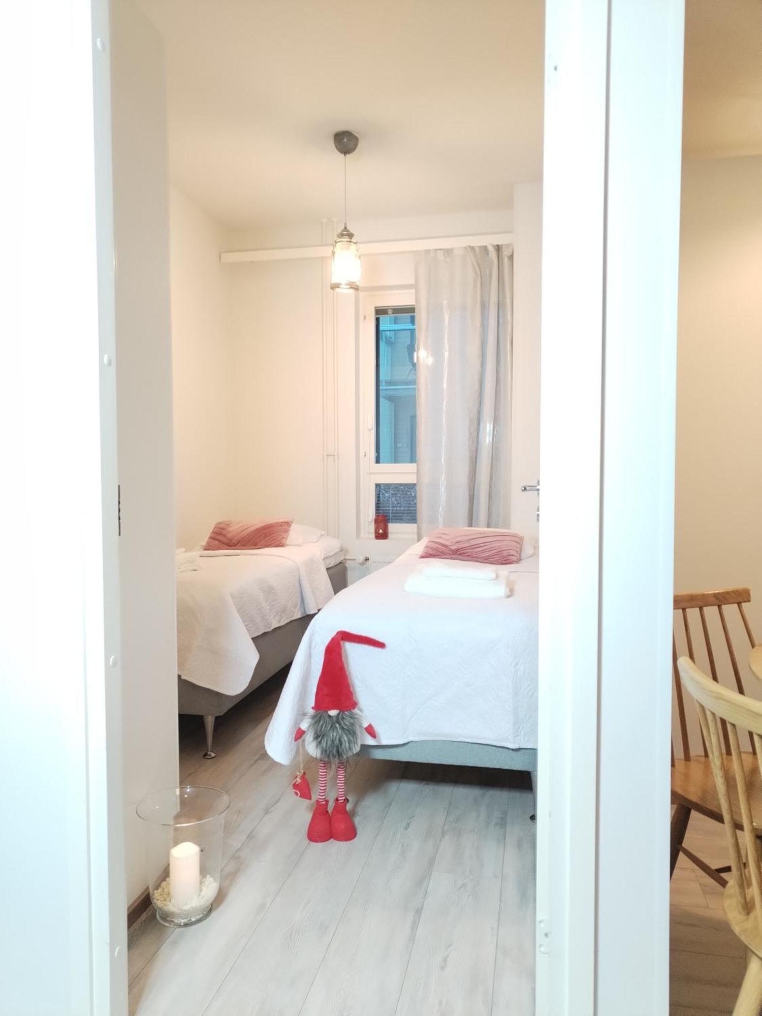 Apartment Fresh 2br, Sauna And Free Parking *